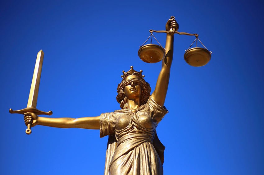 Criminal lawyer Narbonne
